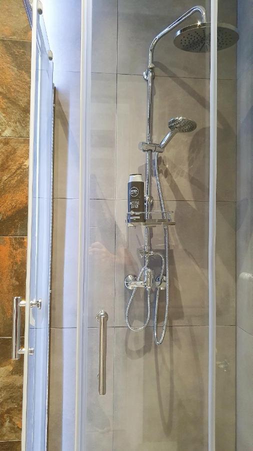 Modern Apartment In The City Center Катовице Экстерьер фото